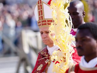 Pope Leo XIV rejects claims that God justifies war in Palm Sunday Mass message