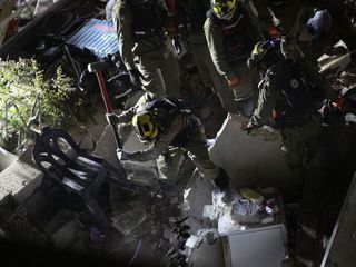 Iran pushes back against Trump's deadline