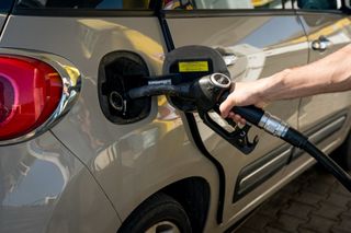 Gas prices jump fast across Iowa this week