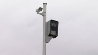 Drivers: New red light cameras in operation in Davenport