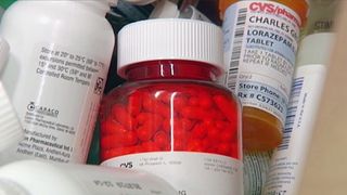 Illinois legislation would cap some prescription drug prices