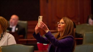  House approves Pritzker initiative to regulate social media algorithms 