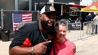 Netflix's 'Barbecue Showdown' star raises money for Family Resources in the QC