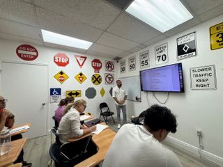 Spanish speakers learn strategies to pass English-only driving test in Florida