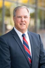 Blackhawk Bank & Trust President Christopher J. Lemon retires