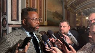  Illinois House unveils new version of Bears’ megaprojects bill 