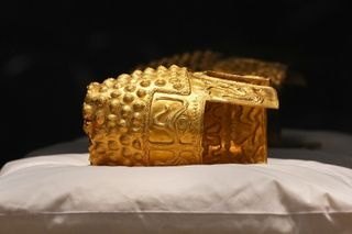 Priceless 2,500-year-old golden helmet returned to Romania after Dutch museum raid