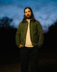 On 'The Great Divide,' Noah Kahan is willing to go the distance