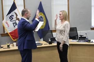 McCullough sworn in as New Finance Director for City of Muscatine