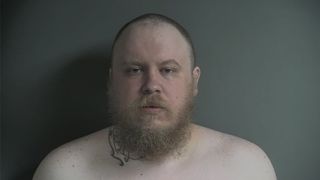 Iowa City Police arrest man taking a shower in a stranger’s home