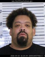 Davenport man facing kidnapping, human trafficking charges