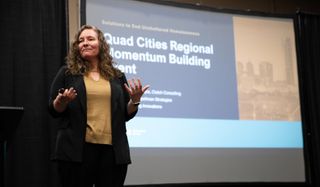 Regional leaders gather to discuss reducing QC homelessness