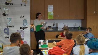  Illinois State Board of Education wants to revamp how it counts low-income students 