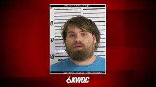  Davenport man charged with sexual abuse, grooming of a minor
