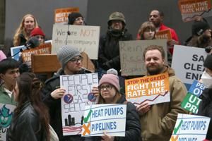 Watchdogs, AG call for massive cuts to Peoples Gas rate request