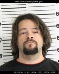 Scott County man enters plea deal for paying minor to send child sex abuse images