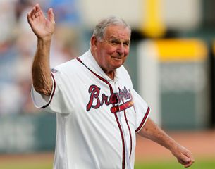 Bobby Cox, Hall of Fame manager of Atlanta Braves, dies at age 84