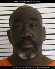 Davenport man who gave marijuana, inappropriately touched girl sentenced to prison