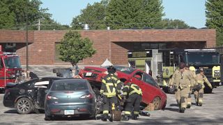  Mock crash, real training: Nursing students participate in disaster response before graduation