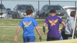  Central DeWitt, Dubuque Wahlert track teams honor late teacher Trisha Brookins
