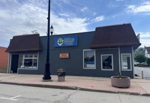 The Greater Quad Cities Hispanic Chamber of Commerce opens new location