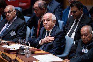 The U.S. threatens to revoke the Palestinian U.N. ambassador's visa