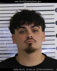 Des Moines man who drove to Davenport to meet a minor sentenced to in prison