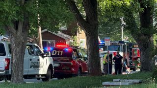  Traffic alert: Crash closes portion of 27th Street in Moline