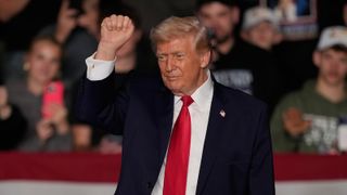 President Trump announces support for Iowa Rep. Feenstra in race for governor
