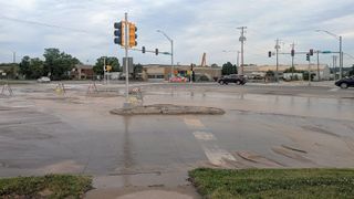 Water main break affects Moline traffic