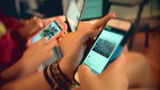 Illinois bill to regulate how kids use social media
