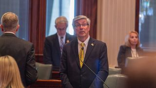  Republicans hope to reengage Bears with new proposals