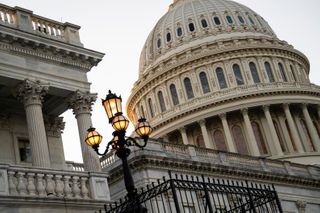 House approves labor-friendly bill with support from 20 Republicans