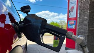  US households, businesses stung by higher energy prices that have pushed inflation above 4%