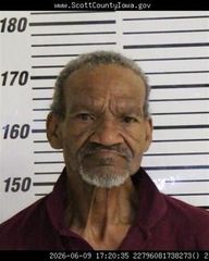 Davenport man faces drug, sexual abuse charges involving minor