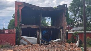 Abandoned East Moline building collapses