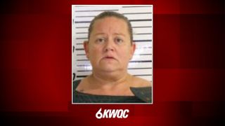  Davenport police to search cellphone of mother accused of locking child in room