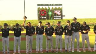  Clinton plays on new Field of Dreams field