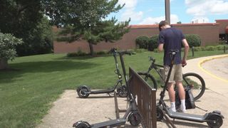  Illinois’ new e-scooter rules to take effect: Here’s what riders need to know