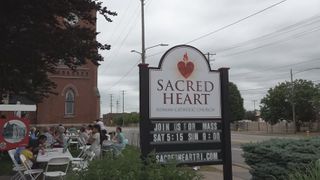  Sacred Heart breaks ground on expanded food pantry