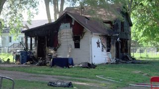 Fire destroys house in Hampton