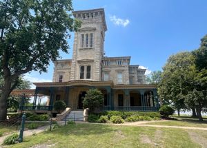 America 250: A tour of living quarters on the Rock Island Arsenal
