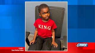  East Moline police search for parents after young boy found wandering alone