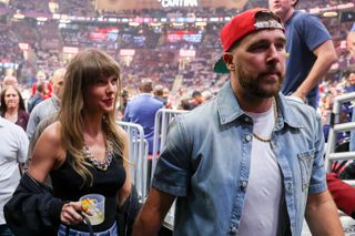 Taylor Swift and Travis Kelce fans gather for glimpse of top secret wedding