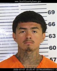 Davenport man charged with attempted murder of rival gang member