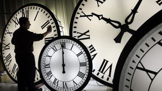 What would permanent daylight saving time look like in Iowa and Illinois?