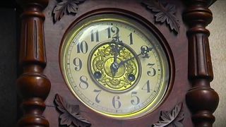 Not everyone supports permanent daylight saving time. Here's why