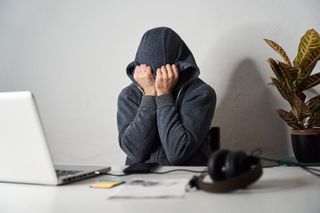 Staying in a job for the health insurance? About 1 in 4 Americans do, a survey says