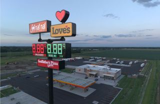 Love's travel stop opens in Rock Falls