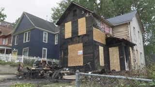  ‘They basically save your life,’ officials highlight smoke alarms after dog warns family of fire